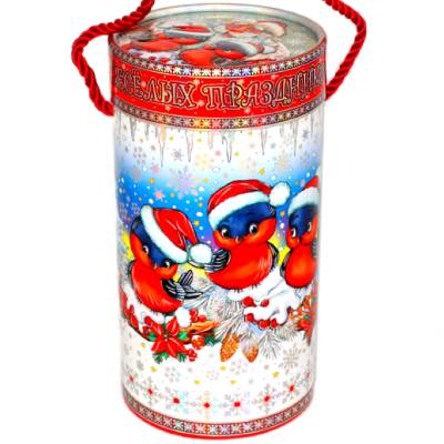 Сладкий новогодний подарок в картонной упаковке весом 600 грамм