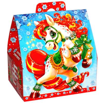 Сладкий подарок на Новый Год в картонной упаковке весом 700 грамм 